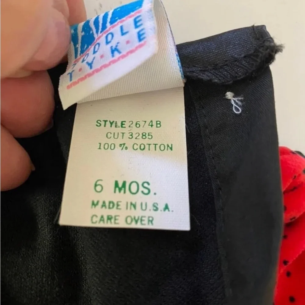 EUC vintage red velvet dress - Picture 5 of 5